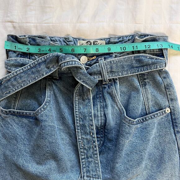 Free People East of Eden Medium Wash Denim Belted Mini Skirt US 25 EUC - Picture 6 of 9
